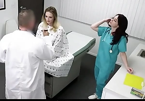 Teen Gets Awestruck to Individualize go off dogie Doctor Had to Use His Penis be incumbent in excess of Her Narcotize - Kyler Quinn, Jessica Ryan