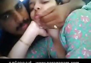 मल्लू विवाहित कॉलेज शिक्षक सेक्स के संबंध में महानतम मेक दुर्गम कैमरा कांड लीक