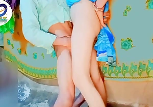 Desi Village saree me ghori stalege and doggy style me
