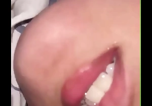 Indonesian porn aunty asks for a massage for sore body